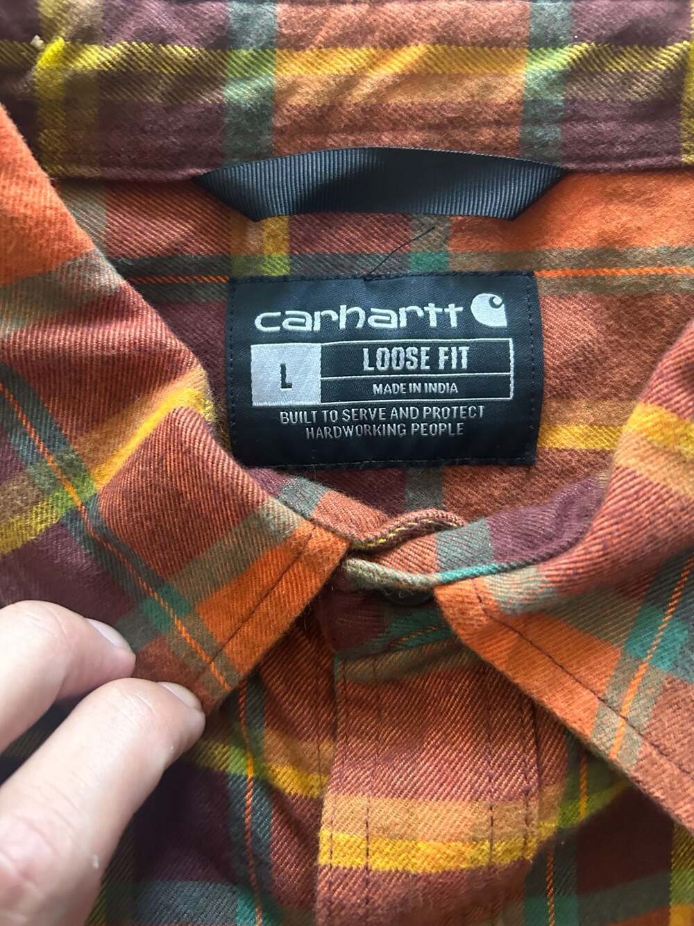 Carhartt Loose Fit Heavyweight Long-Sleeve Plaid Flannel Shirt - Picture 3 of 4
